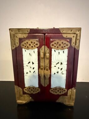 Classic Red and Gold Decorative Jewelry Box - Women Accessories